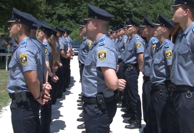 Srednja Bosna dobila 131 policajca